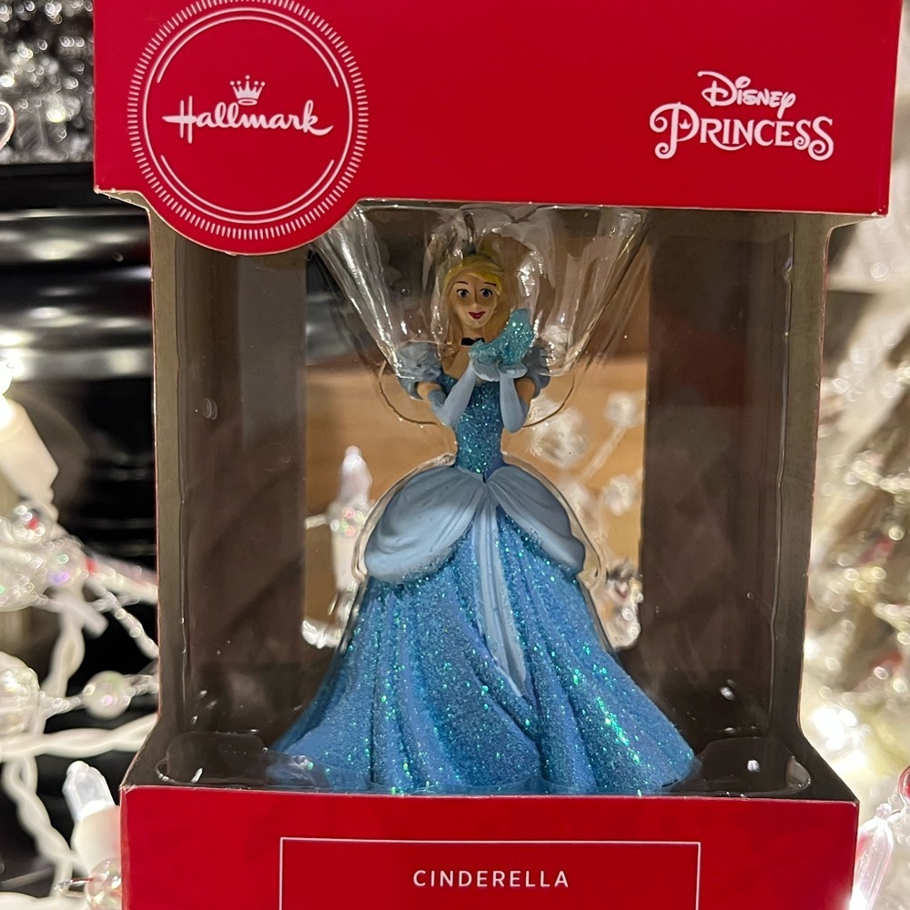 Hallmark Disney Cinderella Holding Glass Slipper Christmas Ornament